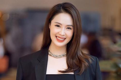 Bị chê diễn xuất một màu, Hồng Diễm có phản ứng gây bão