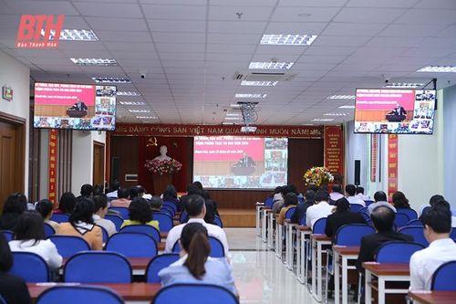 Phát huy vai trò đội ngũ báo cáo viên, tuyên truyền viên cơ sở đưa nhanh nghị quyết của Đảng đi vào cuộc sống