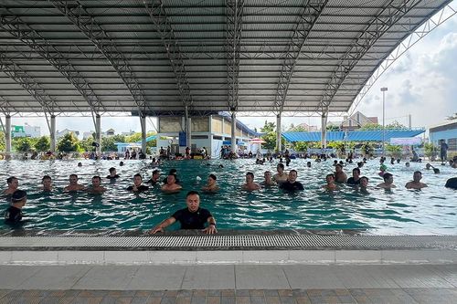 Tập huấn nghiệp vụ cho giáo viên, hướng dẫn viên dạy bơi tỉnh An Giang