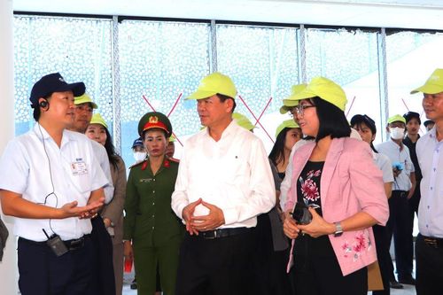 Bí thư Tỉnh ủy Nguyễn Hồng Lĩnh đánh giá cao chất lượng đầu tư Khu công nghiệp Long Đức
