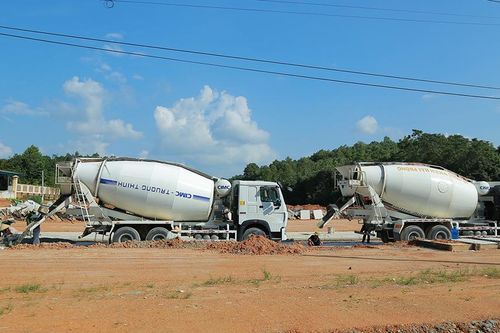 Đẩy nhanh tiến độ thực hiện các dự án thu hồi, chuyển mục đích sử dụng đất