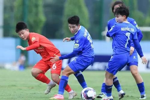 Than KSVN đánh bại Phong Phú Hà Nam