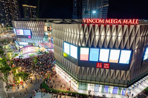 UNIQLO khai trương cửa hàng mới tại Vincom Grand Park
