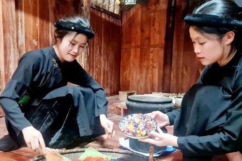 Phụ nữ Lào Cai phát huy thế mạnh của địa phương