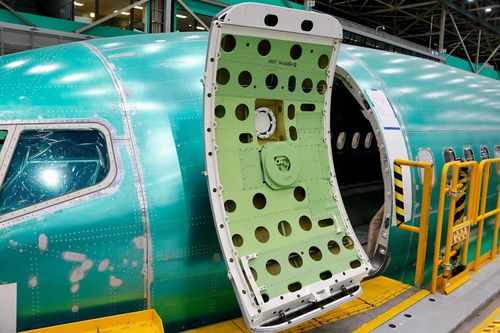 Hơn 2.600 máy bay Boeing 737 bị yêu cầu kiểm tra lỗi mặt nạ dưỡng khí