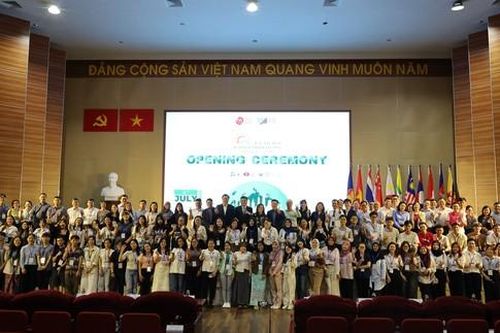 Sinh viên ưu tú thuộc 10 quốc gia ASEAN cùng bàn các giải pháp chống biến đổi khí hậu