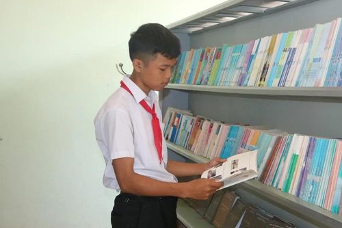 Những học trò dân tộc thiểu số tiêu biểu ở Kon Tum