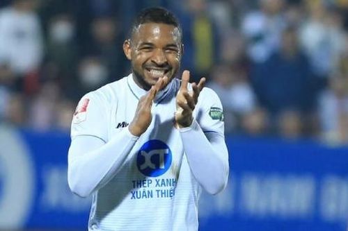 Rafaelson giành hat-trick giải thưởng danh giá ở V-League