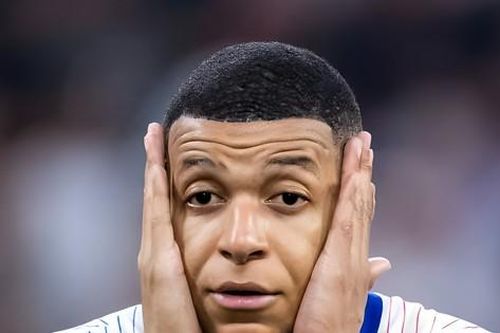 Mbappe đau đớn ra về với lời nguyền khủng khiếp mang tên EURO