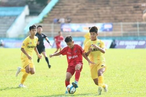 Chủ nhà Đắk Lắk dừng chân ở tứ kết giải bóng đá U13 toàn quốc