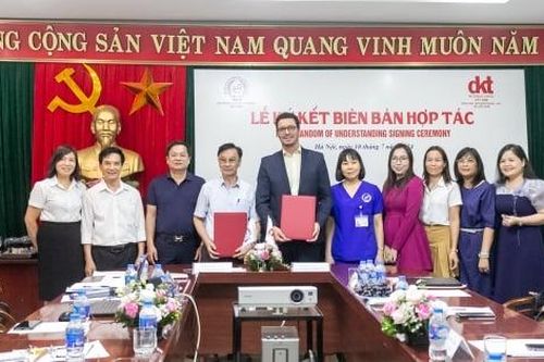 Hội KHHGĐ Việt Nam hợp tác DKT Việt Nam nâng cao chất lượng chăm sóc SKSS/KHHGĐ