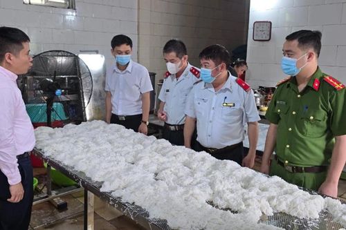 Nghệ An xử lý 6 cơ sở vi phạm vệ sinh an toàn thực phẩm