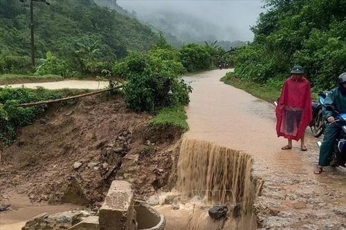 Khẩn trương khắc phục hậu quả do mưa lũ tại Điện Biên Đông, tỉnh Điện Biên