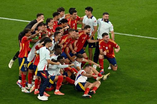 Yamal rực sáng, Tây Ban Nha vào chung kết Euro 2024
