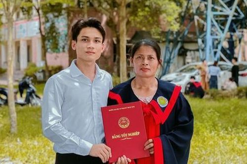 Chàng trai Phú Yên với cái tên Hàn Quốc, đi làm CCCD gặp tình huống phát ngượng