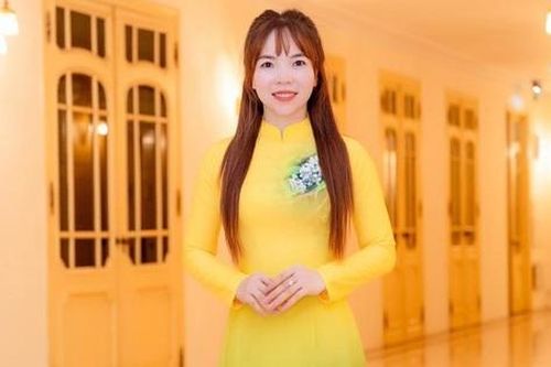 Gây dựng thương hiệu áo dài trên đất Tổ