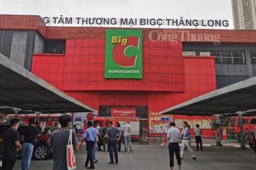 Hà Nội nhanh chóng dập tắt đám cháy tại Big C Thăng Long