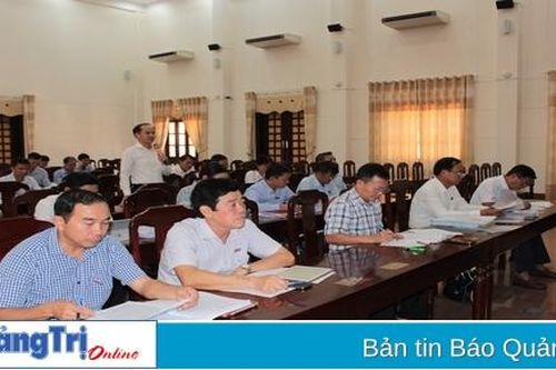 Kỳ họp thứ 26 HĐND tỉnh Quảng Trị khóa VIII: Thảo luận sôi nổi, trách nhiệm, thẳng thắn nhiều vấn đề quan trọng