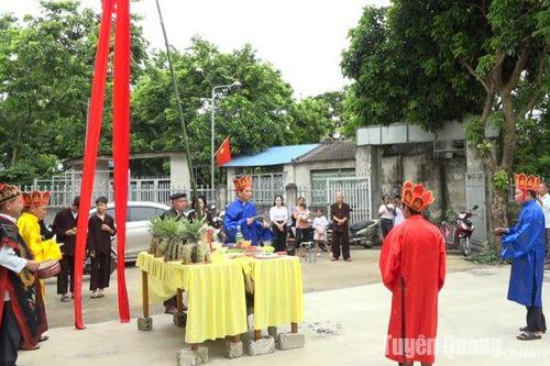 Tập huấn, truyền dạy văn hóa dân gian cho CLB dân tộc Sán Dìu