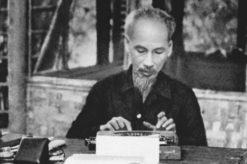 Bài cuối: Cán bộ, đảng viên làm gương mẫu mực trước nhất về hành động Liêm, Chính