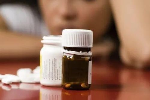 Kiểm tra việc kinh doanh, quản lý thuốc gây nghiện
