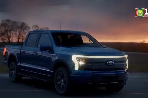 Ford gọi sửa chữa hơn 4.300 xe bán tải điện F-150 Lightning