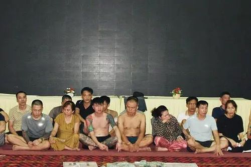 Bắt ổ nhóm tổ chức đánh bạc trên sông