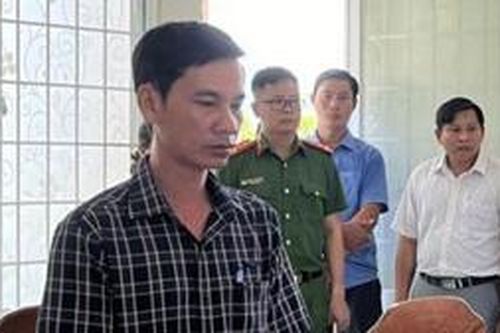 Chủ tịch xã bị bắt giam vì chiếm đoạt hơn 2,2 tỉ đồng