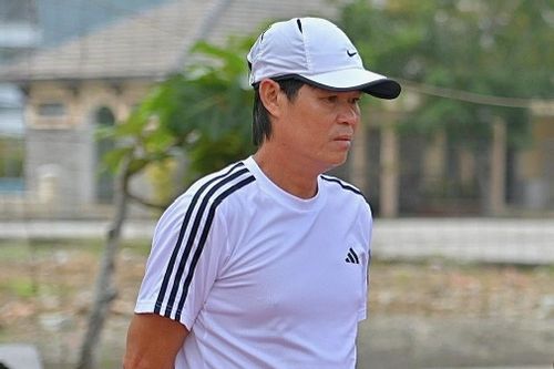 Nghi vấn HLV ăn chặn tiền cầu thủ ở Khánh Hòa