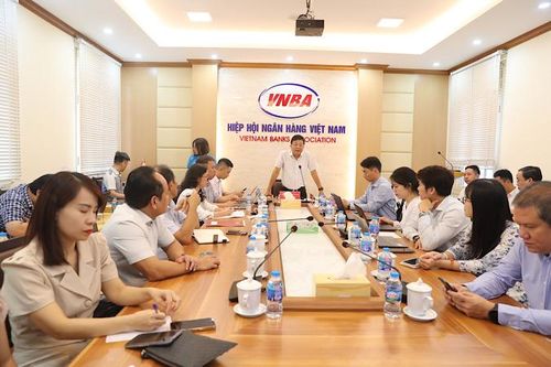 Nhiều băn khoăn nếu 'áp' sử dụng chữ ký điện tử