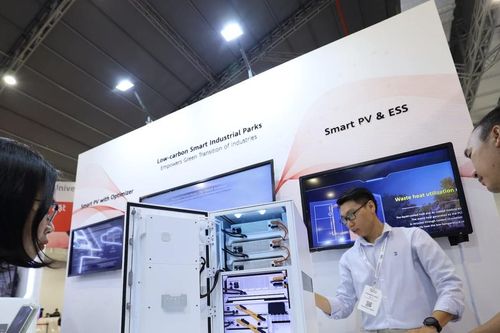 Giải pháp tạo lưới Grid Forming của Huawei nhằm tháo gỡ thách thức cho hệ thống điện mặt trời
