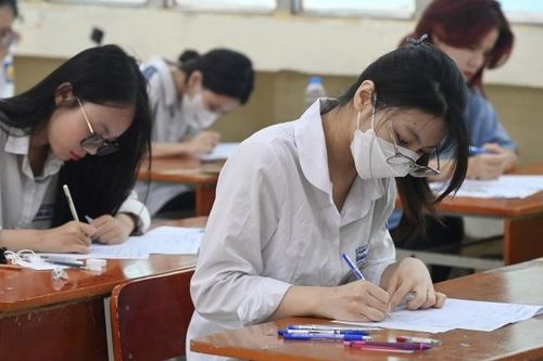 TP HCM tuyển bổ sung lớp 10 tích hợp tại 9 trường