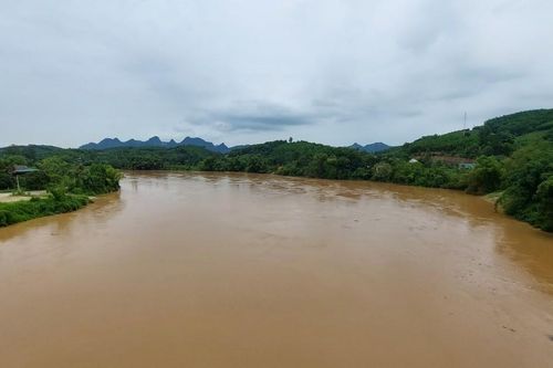 Thượng nguồn mưa lớn, sông Lô lũ sớm