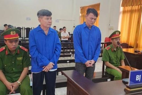 Rủ bạn trộm 27 lượng vàng của tiệm cầm đồ