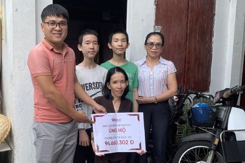 Trao gần 95 triệu đồng đến chị Nguyễn Thị Đức An ở Bà Rịa - Vũng Tàu
