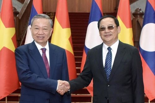 Việt Nam - Lào nỗ lực thúc đẩy các dự án trọng điểm, đột phá hợp tác kinh tế