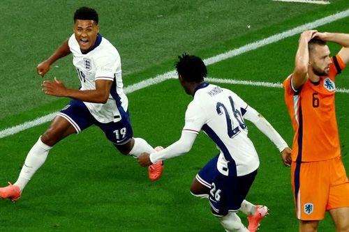 Watkins ghi bàn phút 90+1, đưa Tuyển Anh vào chung kết EURO 2024