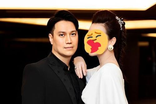 'Bà xã' Việt Anh khoe nhẫn kim cương kích thước khủng, U40 giàu có không ai làm lại