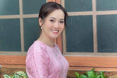 Con gái ruột của NSƯT Vũ Linh khoe tin vui sau lục đục gia đình