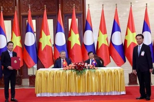 Chủ tịch nước Tô Lâm: Việt Nam và Lào đẩy mạnh các trụ cột hợp tác