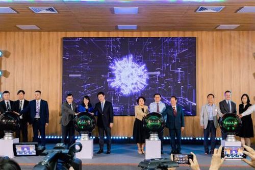 Nỗ lực đưa công nghệ số 'Make in Viet Nam' ra quốc tế