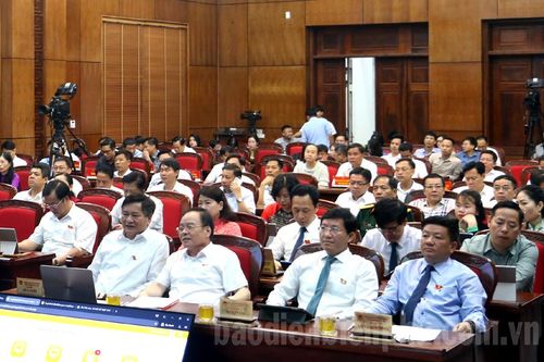 HĐND tỉnh thông qua 14 nghị quyết tại kỳ họp thứ 15