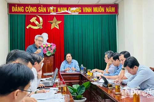 Khẩn trương khắc phục các vướng mắc, hạn chế liên quan đến chuyển đổi số