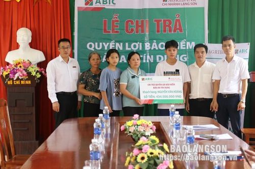 Chi trả trên 653 triệu đồng cho khách hàng tham gia bảo hiểm Bảo an tín dụng