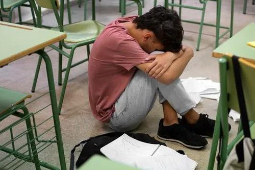 Cùng con vượt qua cú sốc thi trượt | Vì trẻ em | 11/07/2024
