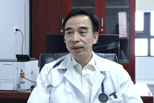 GS Nguyễn Quang Tuấn: Tôi sai đã phải trả giá, giờ tôi muốn khám bệnh cứu người