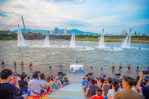 Gợi ý vui chơi và ăn uống 'tẹt ga' 3 ngày 2 đêm tại thành phố pháo hoa Đà Nẵng
