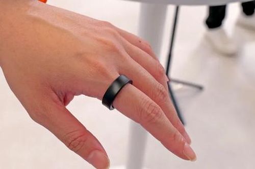 'Nhẫn thông minh' Galaxy Ring lần đầu xuất hiện
