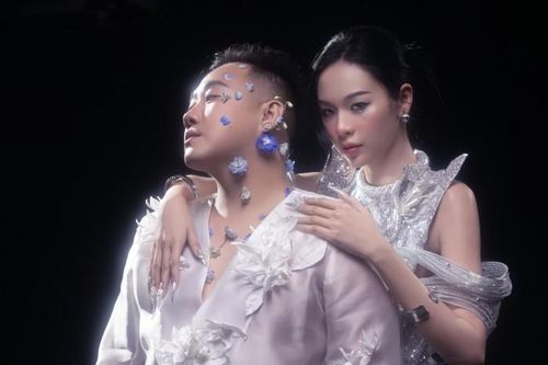 Phí Phương Anh trở lại, gia nhập đường đua Vpop cùng 'thánh mưa' Trung Quân
