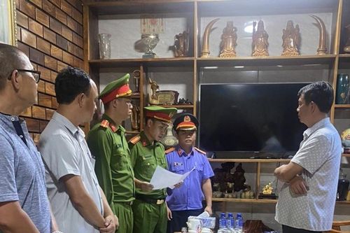 Khởi tố, bắt tạm giam một Phó Chủ tịch UBND huyện ở Quảng Trị